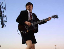 Angus Young (AC/DC)